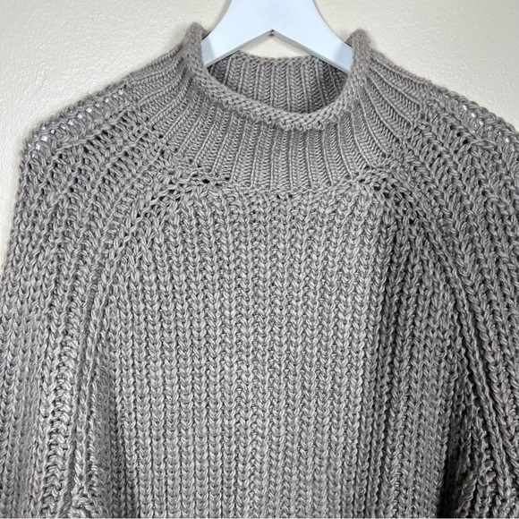 H&M Womens Chunky Slouchy High Neck Long Sleeve Knit Sweater Size Large Wool - Picture 2 of 9